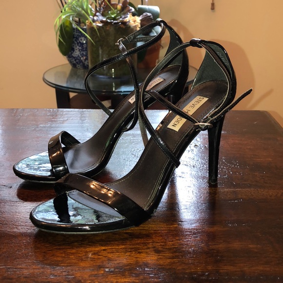 Sexy Black patent Strappy Heel Sandals - Picture 3 of 7